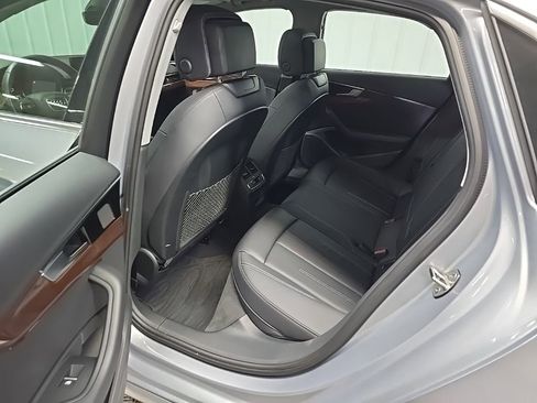 Used 2024 Audi A4 2.0T Premium image 31