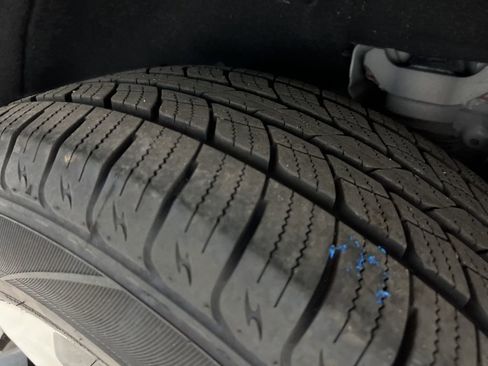 Used 2023 Honda Pilot EX-L image 45