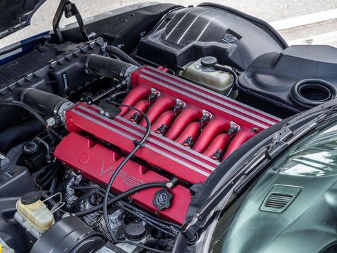 Used 1996 Dodge Viper GTS image 45