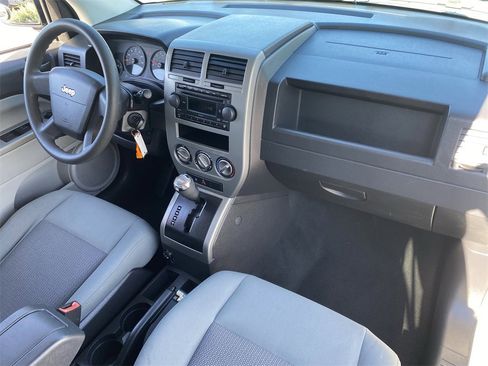 Used 2007 Jeep Compass Sport image 12