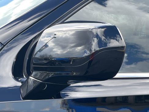 Used 2024 Chevrolet Tahoe LS image 30