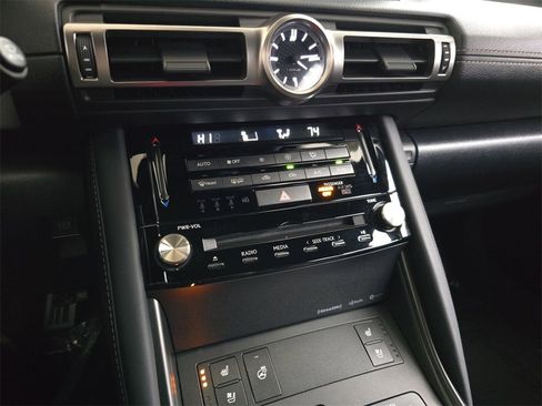 Used 2021 Lexus IS 350 F Sport image 25