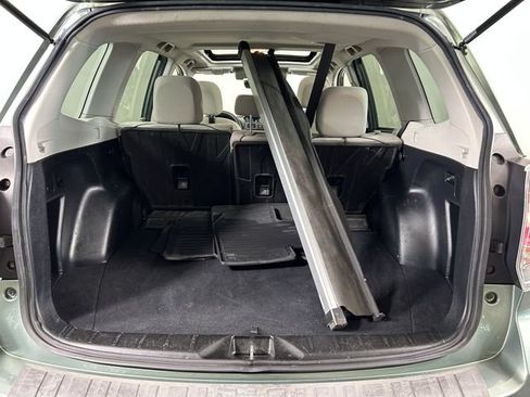 Used 2017 Subaru Forester 2.5i Premium AWD/4WD image 27