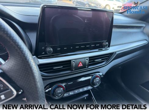 Used 2023 Kia Forte GT FWD image 11