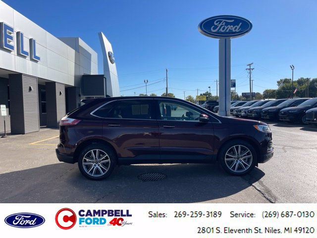 Certified 2023 Ford Edge Titanium AWD/4WD image 2
