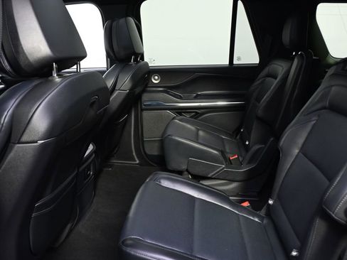 New 2025 Lincoln Navigator Reserve w/ Jet Appearance Package image 21
