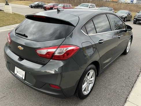 Used 2018 Chevrolet Cruze LT w/ Convenience Package image 7