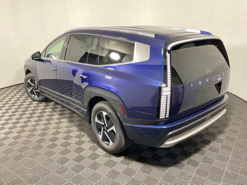 New 2026 Hyundai Ioniq 9 SE AWD/4WD image 13