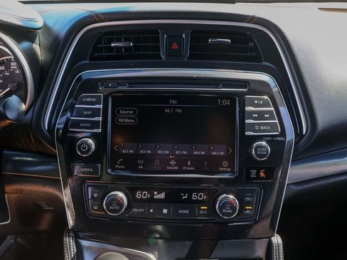 Used 2023 Nissan Maxima SR w/ Sport Mat Group image 28