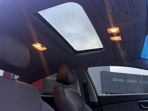 Used 2012 Hyundai Elantra Limited w/ Technology Pkg 5 image 25