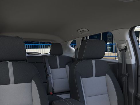 New 2026 Chevrolet Blazer LT image 24