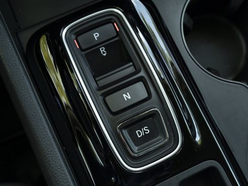 Used 2025 Honda Pilot EX-L image 29
