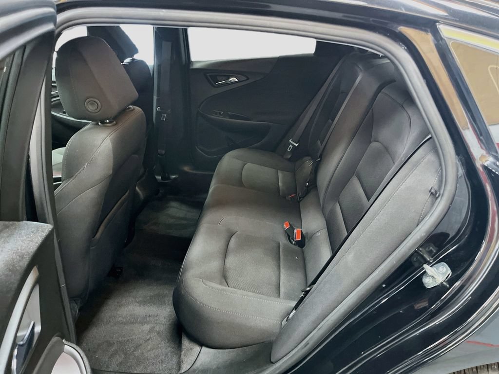 Used 2022 Chevrolet Malibu LS FWD image 23
