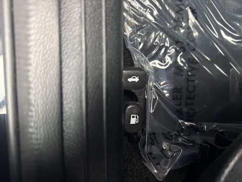 Used 2024 Kia Forte LXS image 29