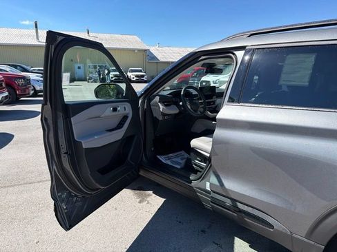 Used 2026 Ford Explorer Active w/ Active Comfort Package AWD/4WD image 20