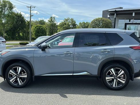 Used 2022 Nissan Rogue Platinum w/ Head-Up Display Package image 7