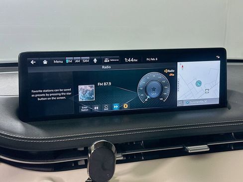 Used 2023 Genesis GV70 3.5T Sport w/ Sport Prestige Package image 29