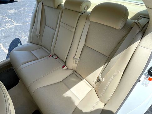 Used 2015 Lexus LS 460 Luxury image 14