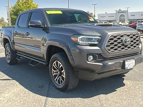 Used 2022 Toyota Tacoma 2WD Double Cab image 1