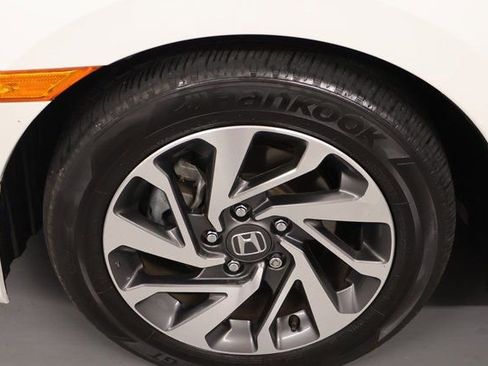 Used 2016 Honda Civic EX image 7