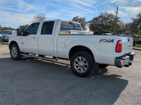 Used 2014 Ford F250 Lariat w/ Lariat Ultimate Package image 6