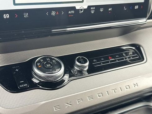 New 2026 Ford Expedition Max Active image 33