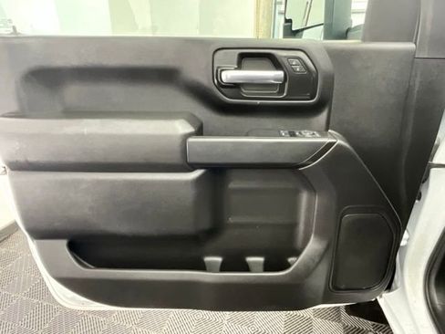 Used 2025 Chevrolet Silverado 2500 W/T w/ WT Convenience Package AWD/4WD image 9