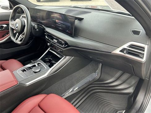 Used 2025 BMW 330i xDrive Sedan w/ M Sport Package image 14