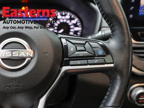 Used 2023 Nissan Altima 2.5 SL FWD image 16
