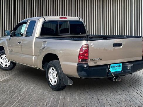 Used 2005 Toyota Tacoma 2WD Access Cab w/ Convenience Pkg image 3