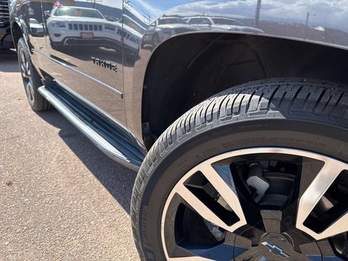 Used 2018 Chevrolet Tahoe Premier w/ RST 6.2L Performance Edition AWD/4WD image 52