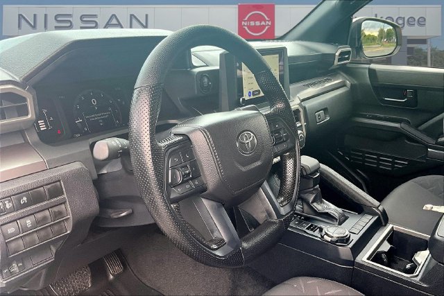Used 2026 Toyota Tacoma SR5 AWD/4WD image 17