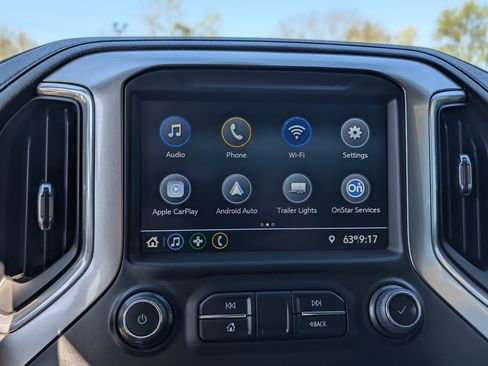 Used 2021 Chevrolet Silverado 1500 LT Trail Boss w/ Bed Protection Package AWD/4WD image 23