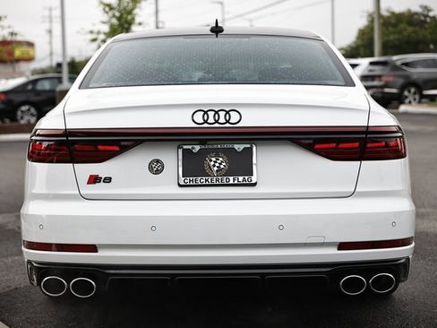 New 2025 Audi S8 image 10