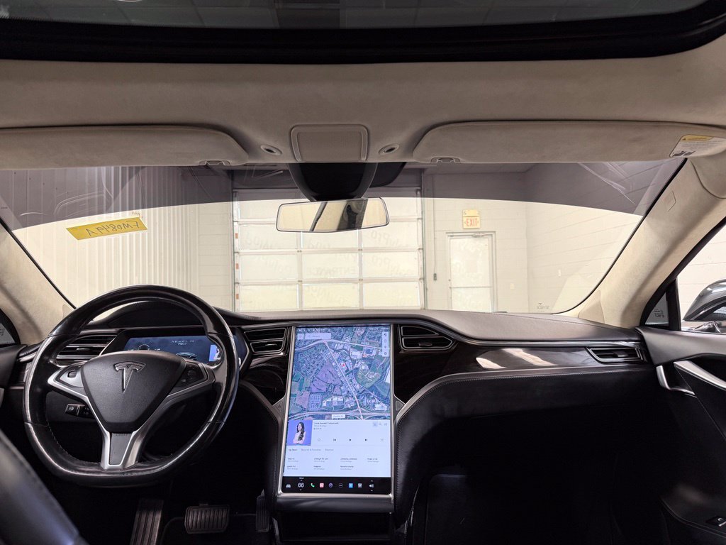 Used 2016 Tesla Model S 70D AWD/4WD image 26