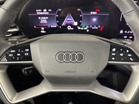 New 2025 Audi Q5 Premium Plus image 22