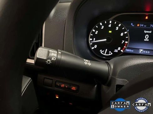 Used 2025 Nissan Frontier SV image 35