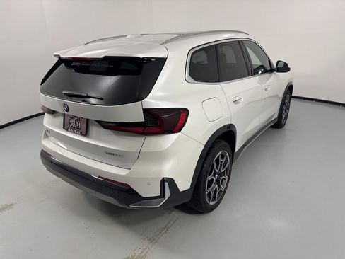 Certified 2025 BMW X1 xDrive28i w/ Technology Package image 6