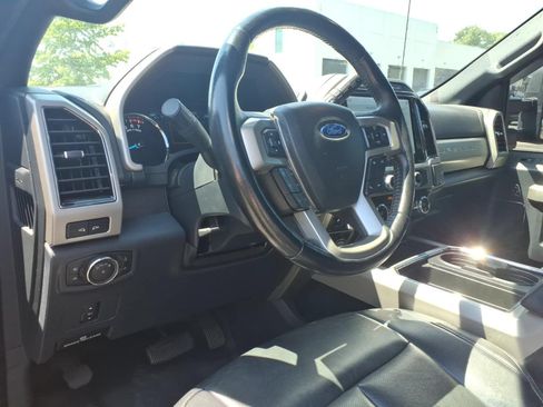 Used 2022 Ford F250 Lariat w/ FX4 Off-Road Package AWD/4WD image 16