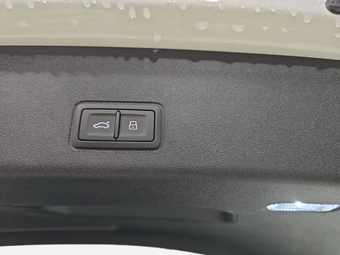 New 2026 Audi Q3 quattro 2.0T image 13