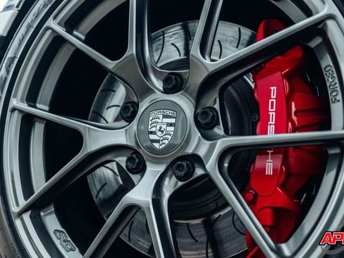 Used 2016 Porsche Cayman GT4 image 3