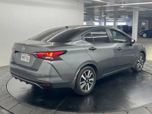 Used 2021 Nissan Versa S image 3