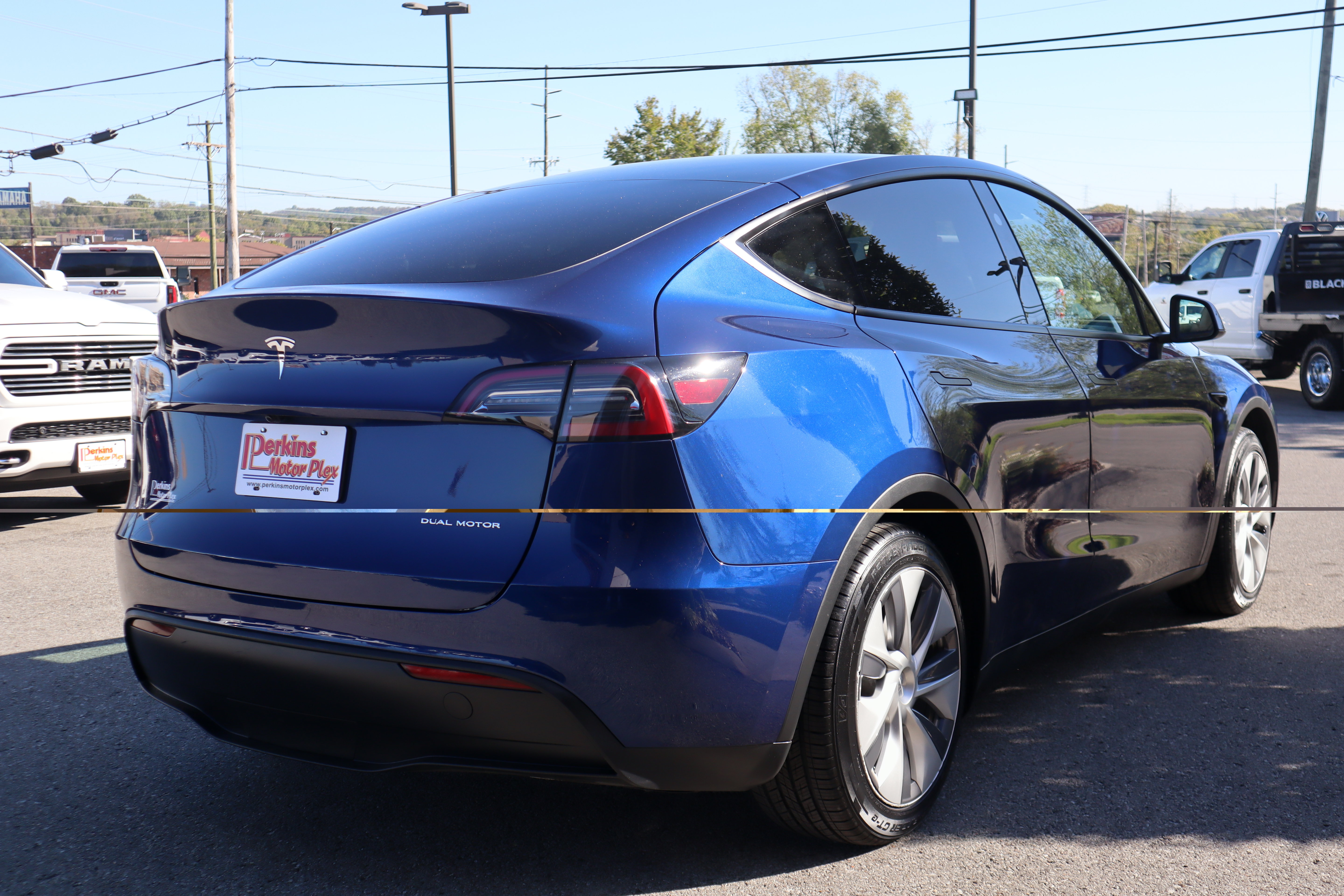 Used 2023 Tesla Model Y Long Range AWD/4WD image 7