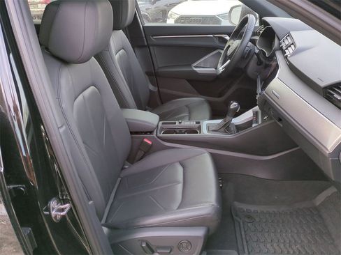 Used 2023 Audi Q3 2.0T Premium image 24