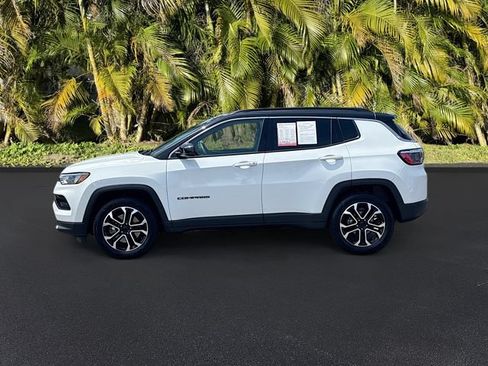 Used 2023 Jeep Compass Limited AWD/4WD image 9