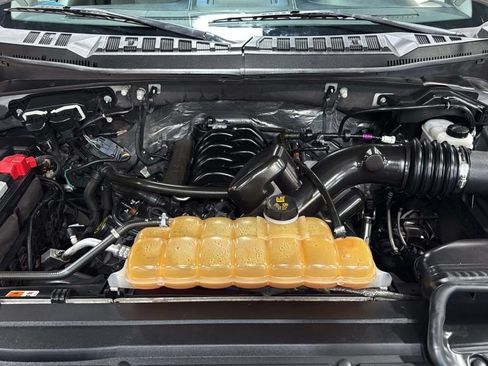 Used 2017 Ford F150 XLT w/ Equipment Group 302A Luxury AWD/4WD image 31