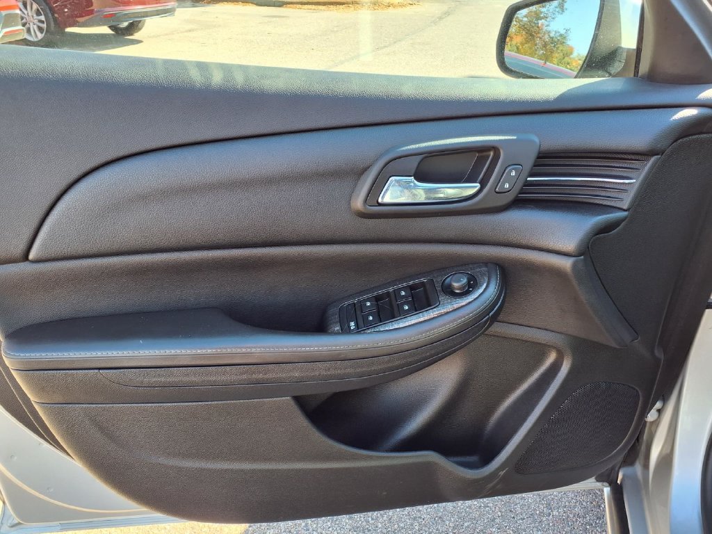 Used 2014 Chevrolet Malibu LT w/ Power Convenience Package FWD image 10