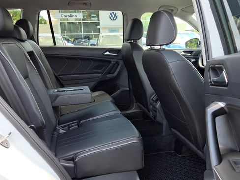 Certified 2024 Volkswagen Tiguan SE AWD/4WD image 56