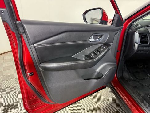 Certified 2024 Nissan Rogue SL AWD/4WD image 44