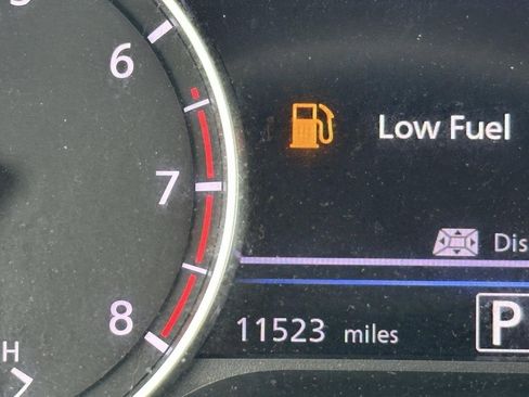 Used 2025 Nissan Sentra SV image 10